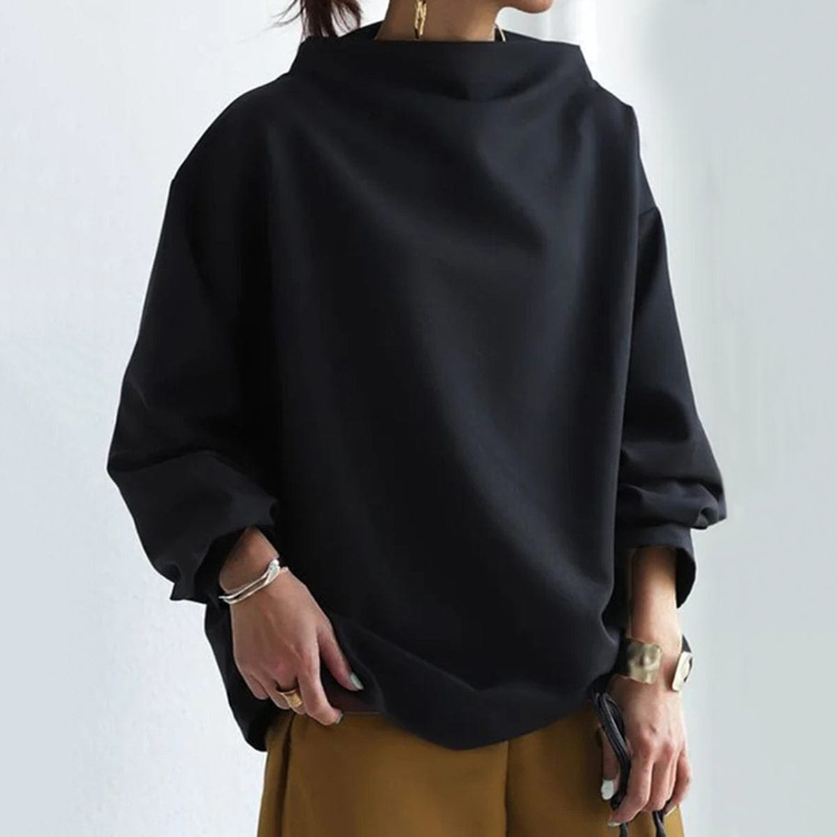 Laevynne | High-Neck Casual Top