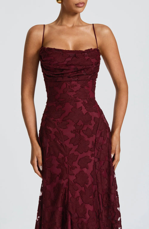 Vaynie | Elegant Maxi Dress